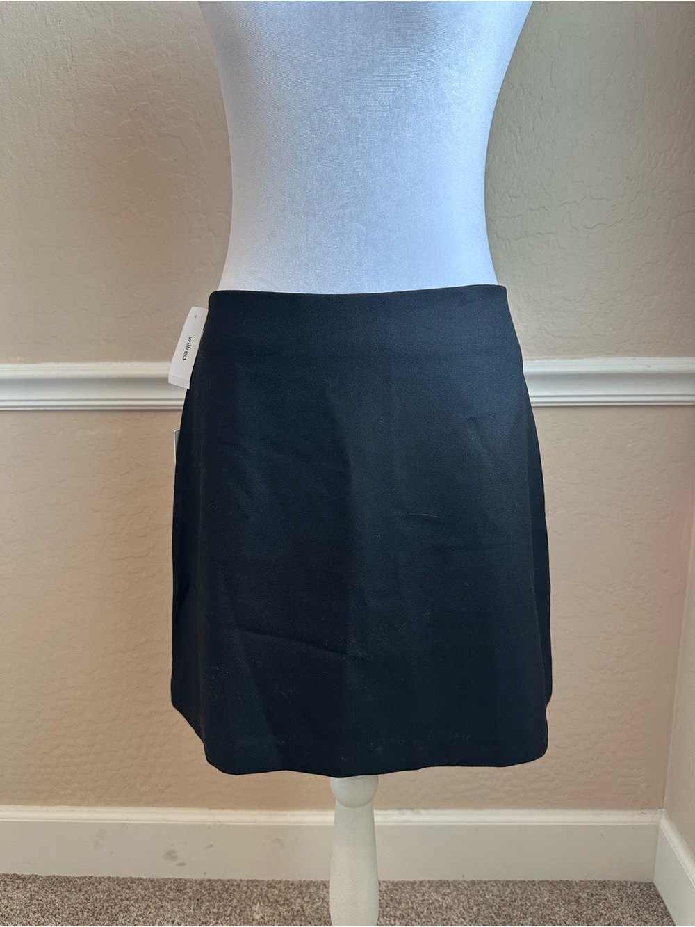 Wilfred Black A-Line Mini Skirt